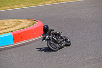 enduro-digital-images;event-digital-images;eventdigitalimages;mallory-park;mallory-park-photographs;mallory-park-trackday;mallory-park-trackday-photographs;no-limits-trackdays;peter-wileman-photography;racing-digital-images;trackday-digital-images;trackday-photos